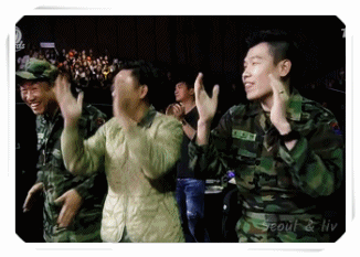 TVN 시상식 - 이문세 축하공연 반응들.GIF | 인스티즈