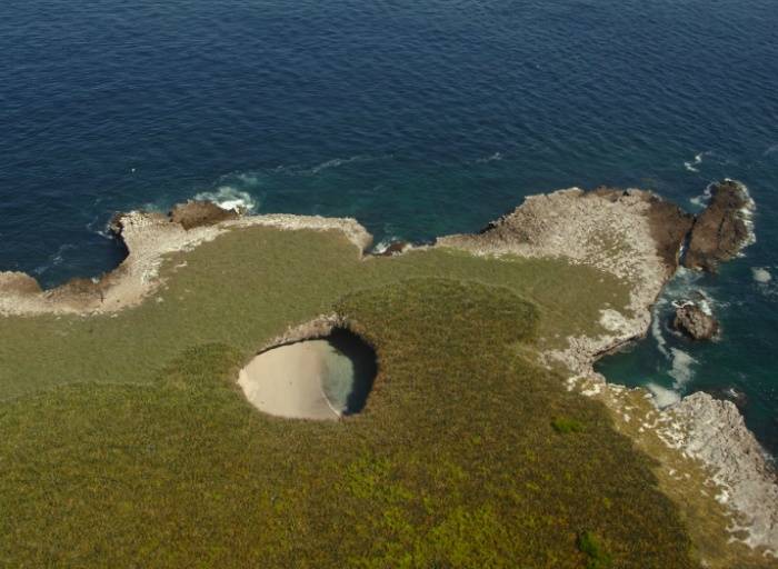 무섭기도 하면서 한번 가보고 싶은 신비로운 해변 | 인스티즈