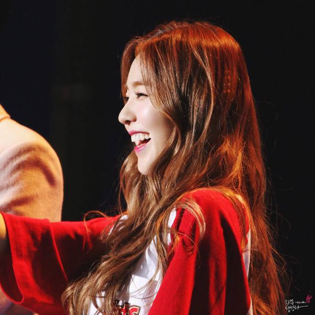 방긋 웃는 아이린 | 인스티즈