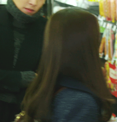 [최영도X차수현] 김우빈은 첫눈에 반해서 인생 베팅하고 난리치는데 김혜수는 애샛기 보듯하면서 관심 1도 없는거.jpg | 인스티즈