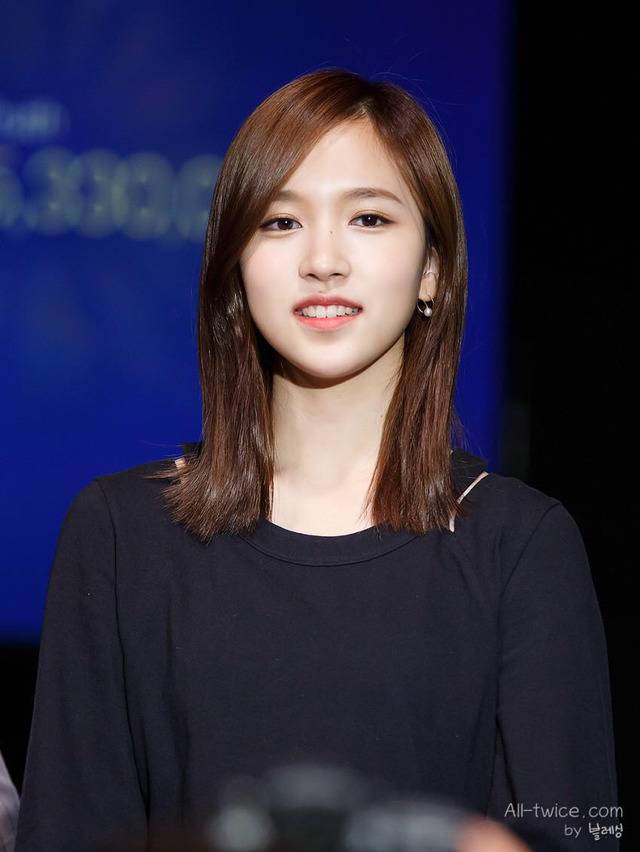 다들 못자게 트와이스 미나 투척 (ㅋㅋㅋㅋㅋ) | 인스티즈