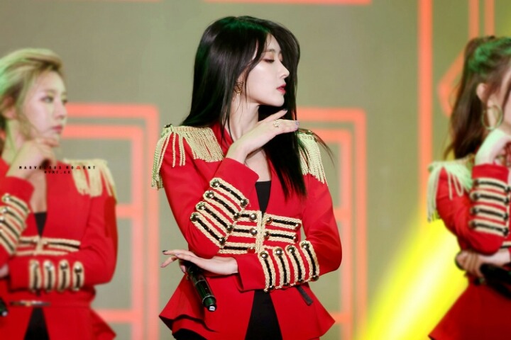 나인뮤지스 제복 스타일링.jpg | 인스티즈