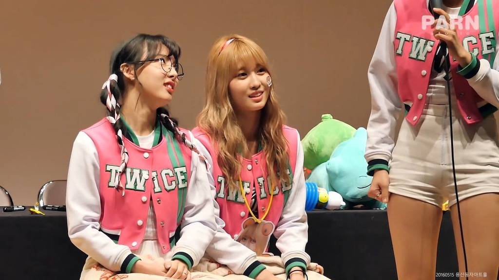 선생님 놀이하는 나연쓰 | 인스티즈