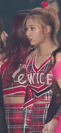 소녀시대에게 인사하는 사나 | 인스티즈