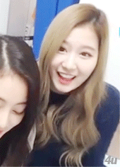 남자들이 전형적으로 좋아할만한 상냥한 여자같은 트와이스 멤버.gif | 인스티즈