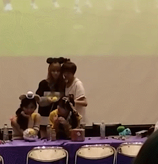 트와이스 최고 호구.gif | 인스티즈