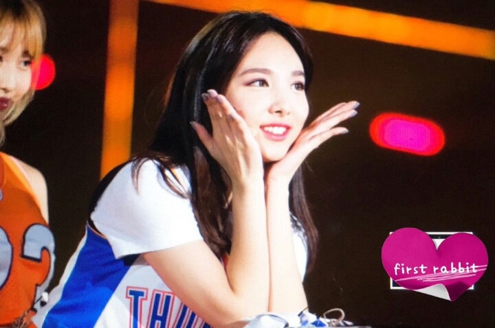 [트와이스] 팬심이 깊어질수록 괴롭히고 울리고 싶은 아이돌 | 인스티즈