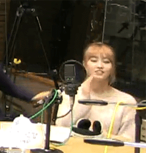 트와이스에서 티격태격하는 96년생 사나&모모 | 인스티즈