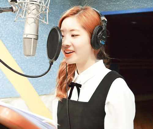 서든어택 녹음하는 다현이 | 인스티즈