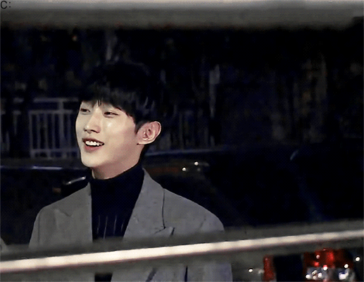 좋아하는 연예인이 수능 스트레스를 풀어준다면?.jpgif (feat. B1A4 진영) | 인스티즈