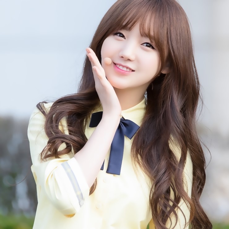 러블리즈 케이의 사진찍을 때 버릇 | 인스티즈