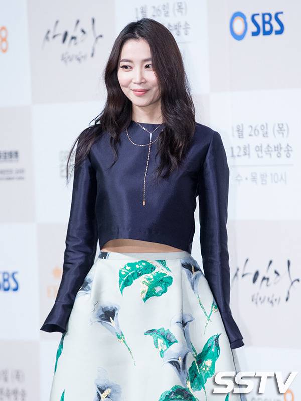 오늘자 오윤아 | 인스티즈