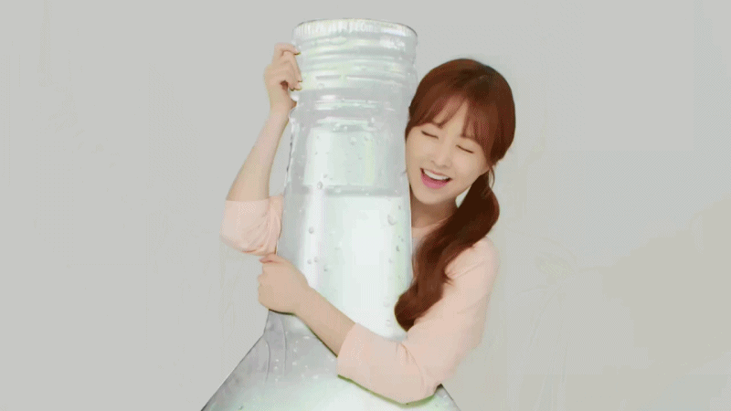 양갈래 머리한 27살 여자.gif | 인스티즈