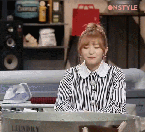 반응이 많이 느린 슬기.gif | 인스티즈