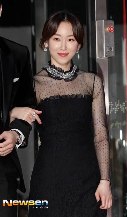 오늘자 연기대상 레드카펫 유연석 서현진 | 인스티즈