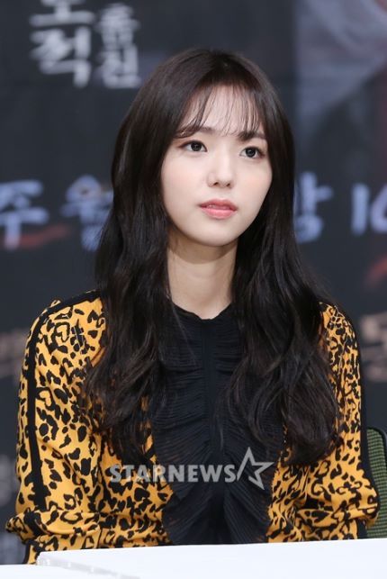 오늘자 채수빈 | 인스티즈