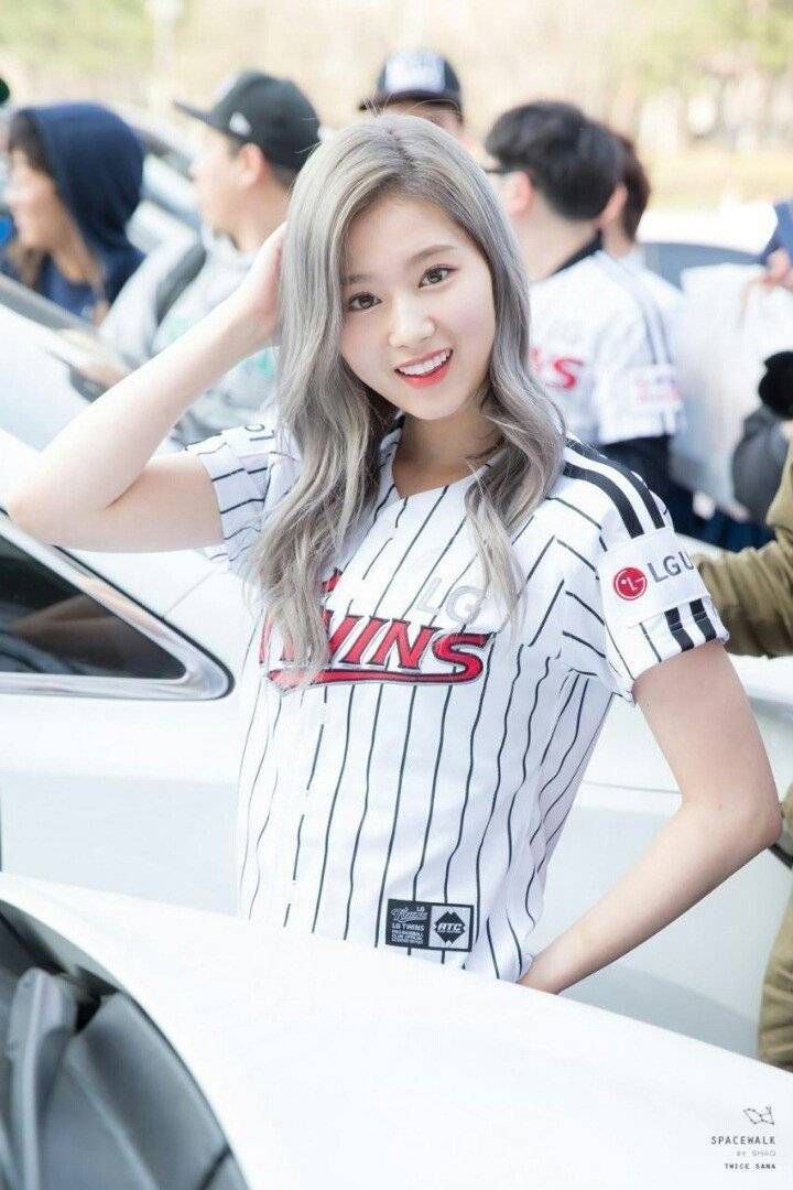 모기 잡으려고 몸푸는 사나.gif | 인스티즈