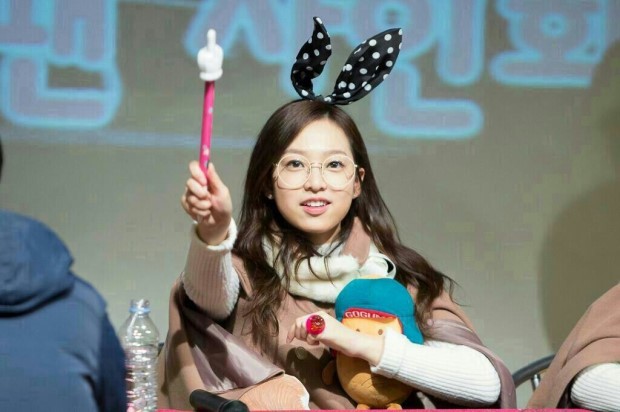 [에이프릴] 다람쥐 예나 ㅎㅎ | 인스티즈