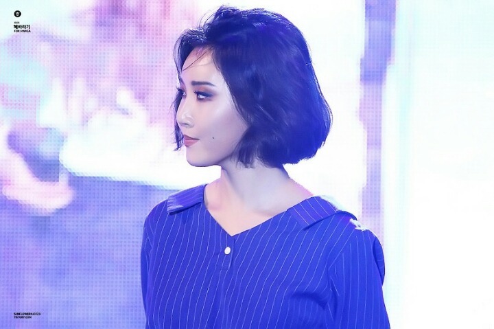  마마무에서 하체와 머리색을 담당하는 화사 청발 vs 홍발 vs 금발 vs 흑발 | 인스티즈