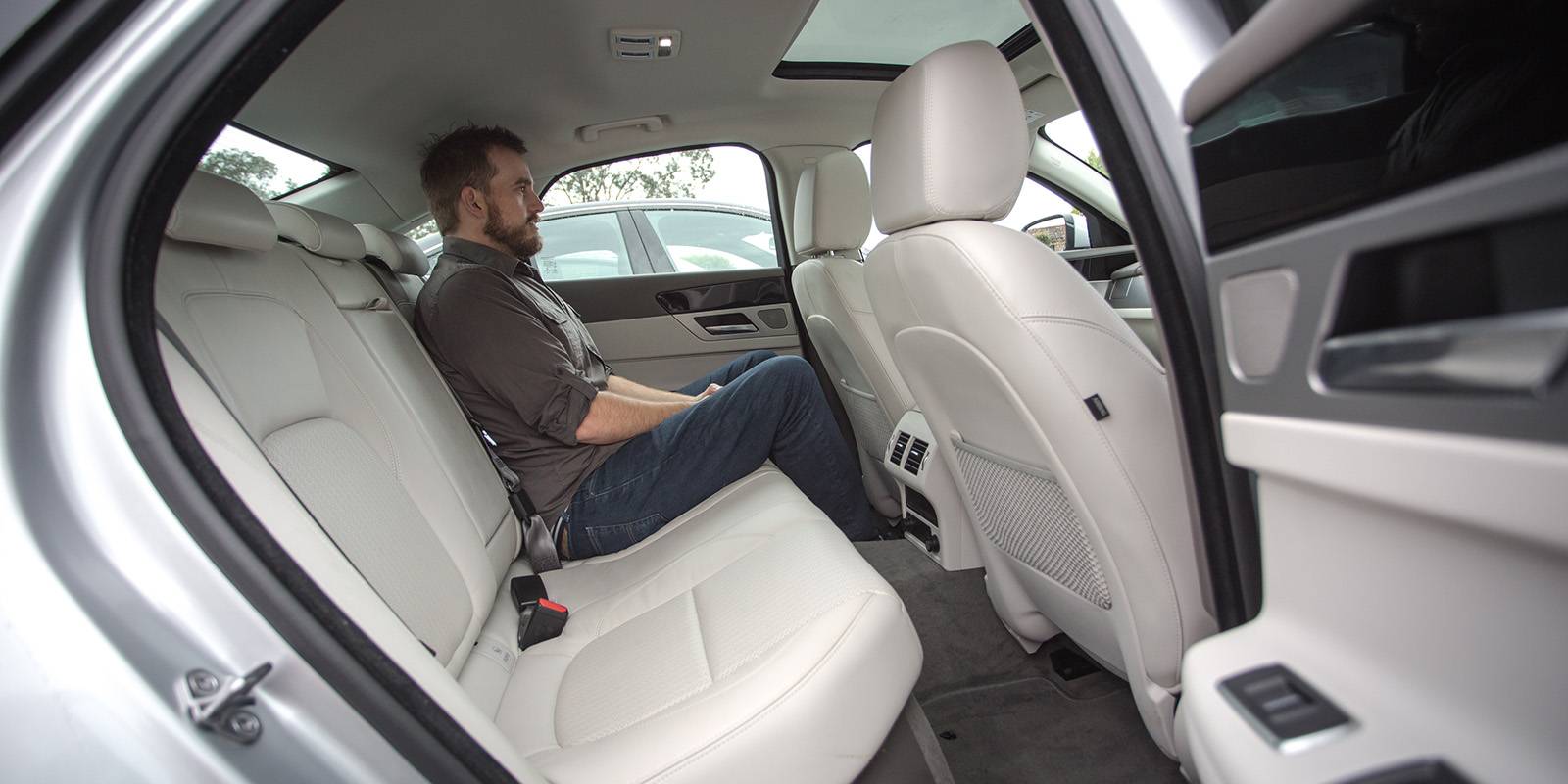 벤츠 E클래스 vs BMW 5시리즈 vs 아우디 A6 vs 재규어 XF | 인스티즈