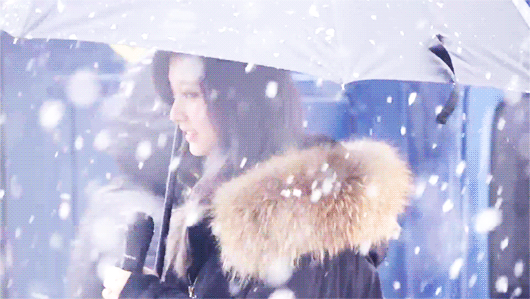 눈오는 날의 쯔위 | 인스티즈