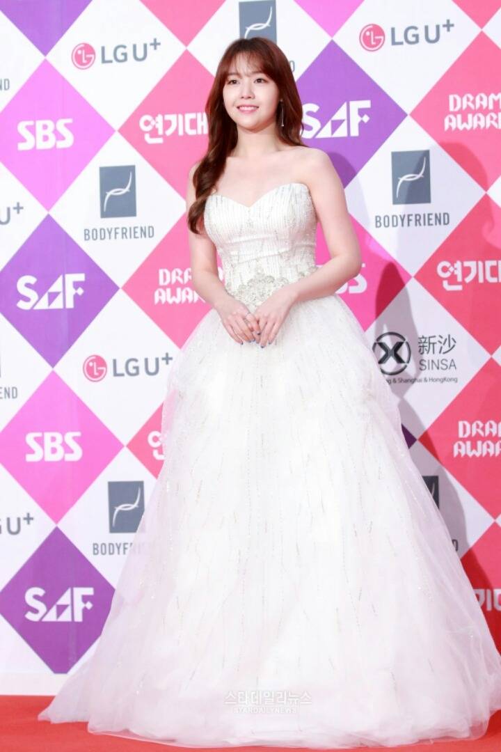 오늘자 걸스데이 민아 드레스 | 인스티즈