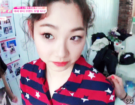 강미나 똥머리.gif | 인스티즈