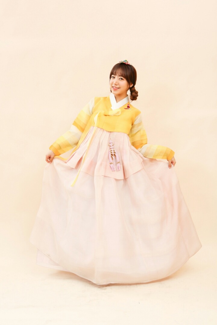 한복입은 핑순이들 전신샷.jpg | 인스티즈