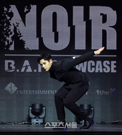 포즈 한번 취했다가 영고된 아이돌 | 인스티즈