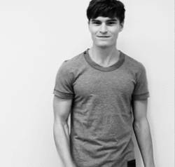 돌체앤가바나 모델들에게 배우는 이탈리안 제스쳐 | 인스티즈