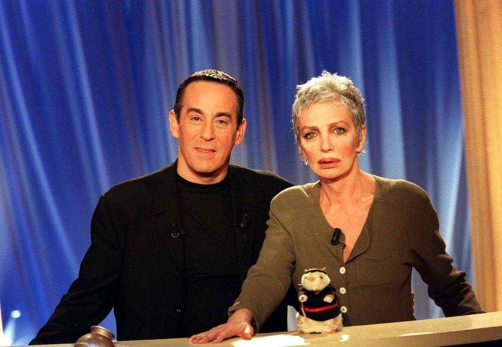 [마리라포레] 영화 태양은 가득히에 남주 상대역으로 나왔던 프랑스출신 배우겸 가수 | 인스티즈