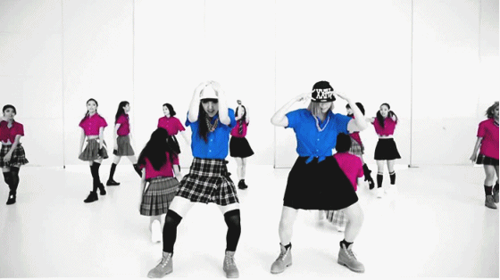 일본 걸그룹들이 입은 의상 | 인스티즈