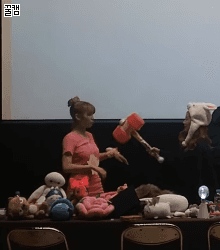 댄싱모신 복숭아 모모와 뽕망치의 악연 | 인스티즈