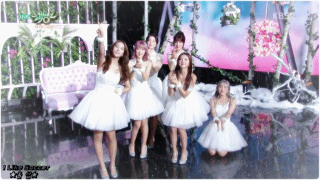 [아이돌] 161202 뮤뱅 라붐 - 겨울동화.gif | 인스티즈