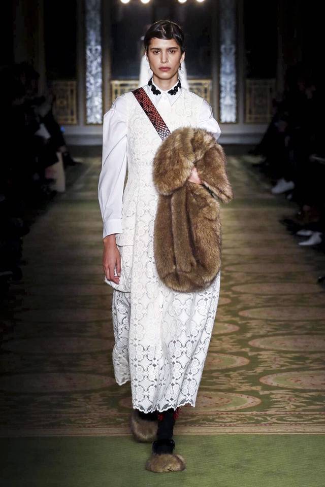 2017 F/W Simone Rocha 컬렉션 (최소라) | 인스티즈