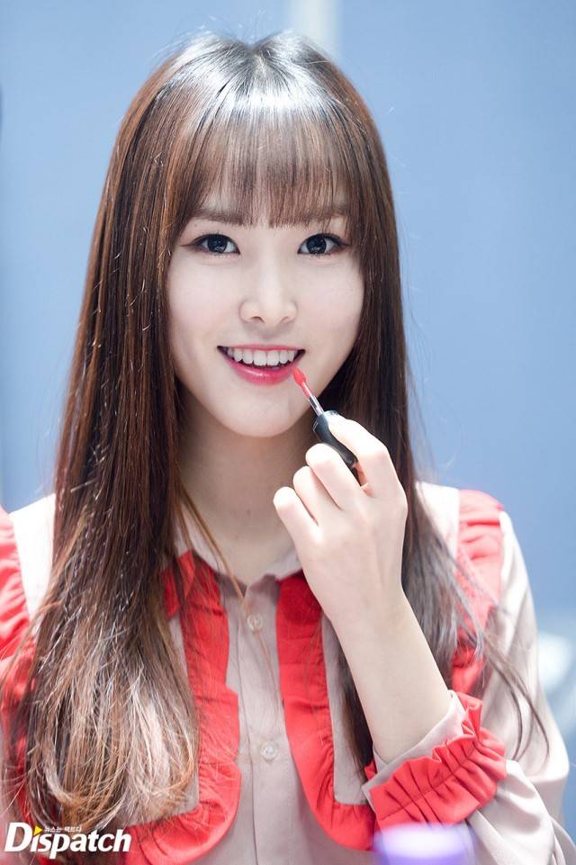 오늘자 디스패치 여자친구 | 인스티즈