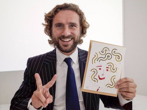 손수 만든 초상화 자판기를 끌고 전세계 곳곳에서 재밌는 초상화를 그려주는 사람 | 인스티즈