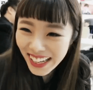 귀여운척하는 마마무 휘인ㅋ | 인스티즈