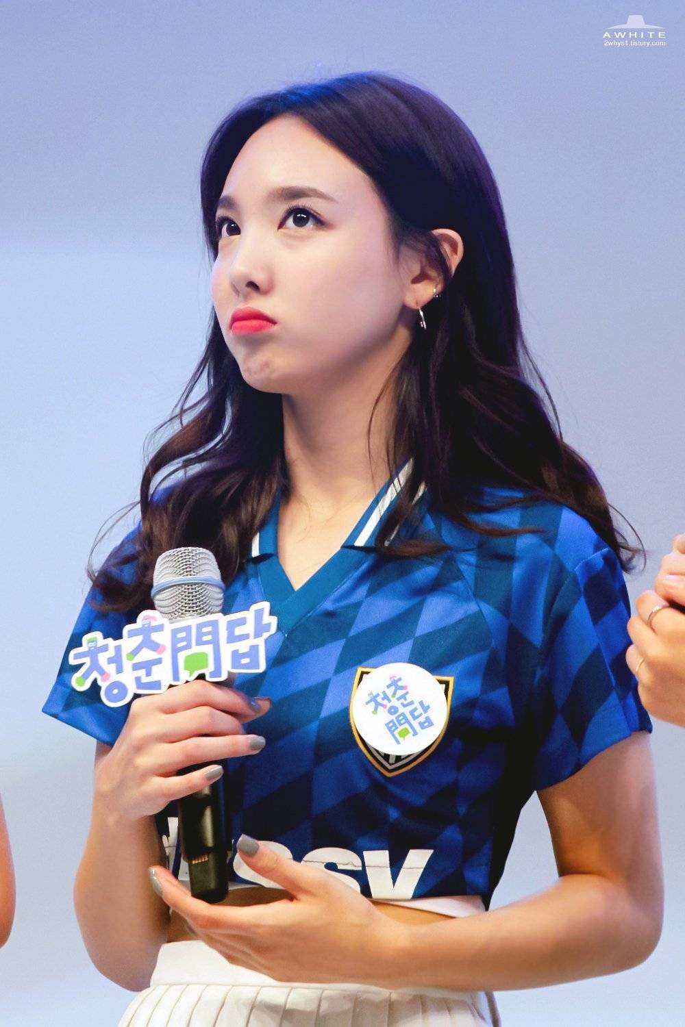 포카리 느낌 낭낭한 트와이스 의상 | 인스티즈