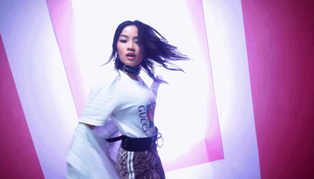 일본 걸그룹들이 입은 의상 | 인스티즈