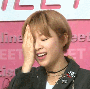 트와이스에서 윙크 제일못하는 정연윙크짤 | 인스티즈