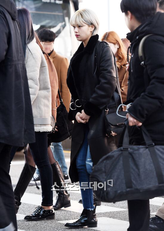 트와이스 161201 인천공항-홍콩 for MAMA | 인스티즈