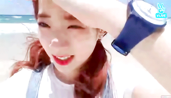 호주에서 v앱한 트와이스 다현-사나 (데이터주의) | 인스티즈