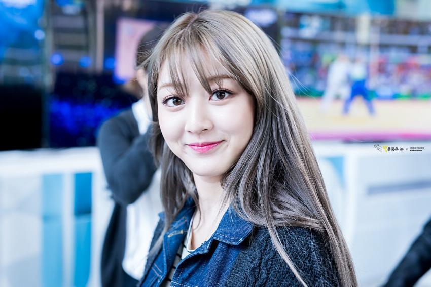 살뺴고 엄청 예뻐진 트와이스 지효 | 인스티즈