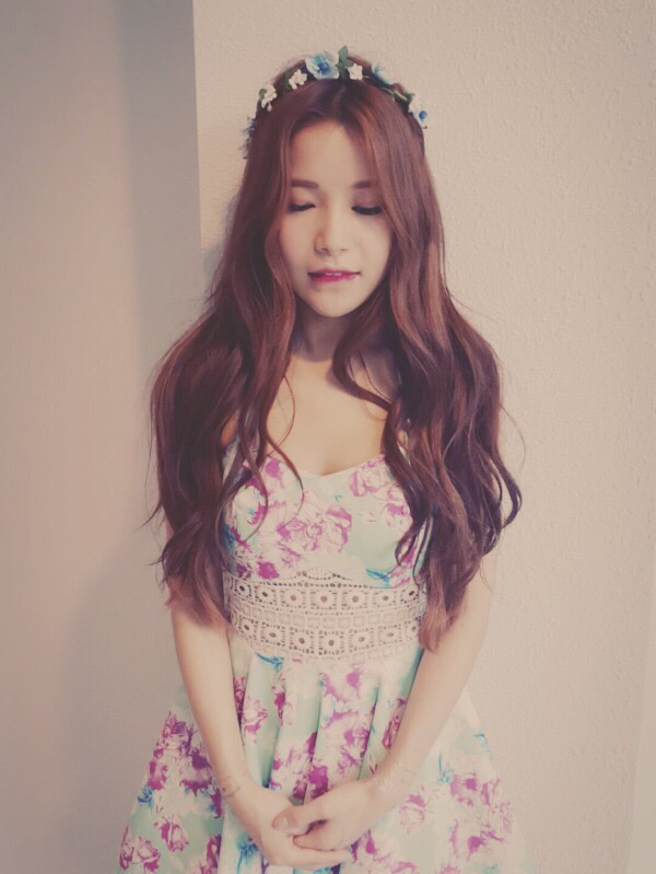 마마무 리더겸 메인보컬 솔라 .jpg | 인스티즈