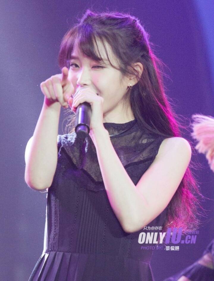 아이유 사진 50장 | 인스티즈