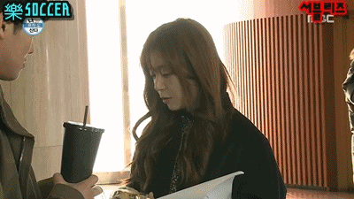 자신의 모든 걸 내주는 권혁수 | 인스티즈