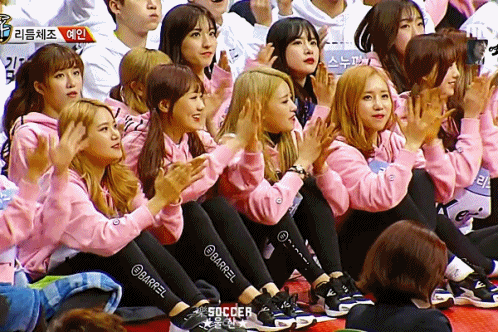 [아육대] 러블리즈의 빵청객.gif | 인스티즈