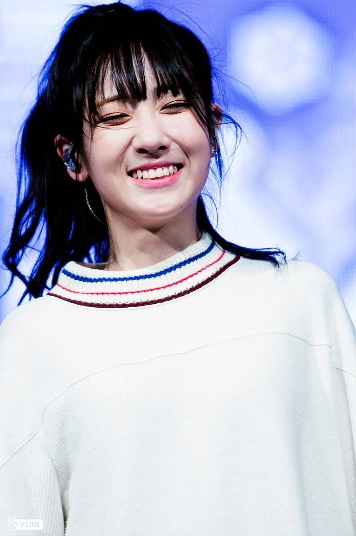 흑발이 너무 이쁜 러블리즈 지애 | 인스티즈