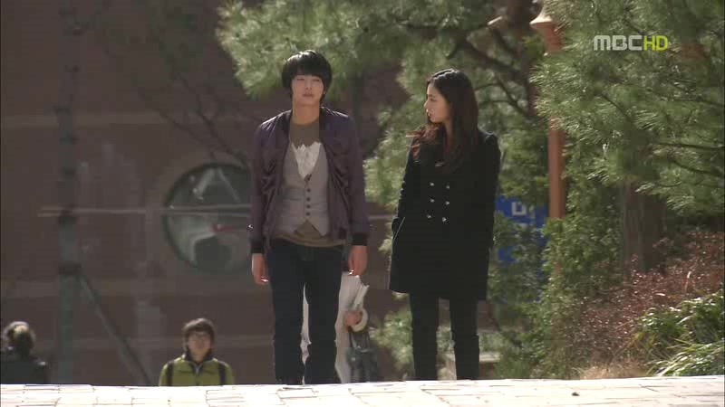 [지붕킥] 캠퍼스 데이트 하는 준혁과 세경 | 인스티즈